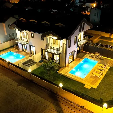 فيلة Dalyan With Private Pool For Rent A Very Special In Nature Dalaman Caretta *